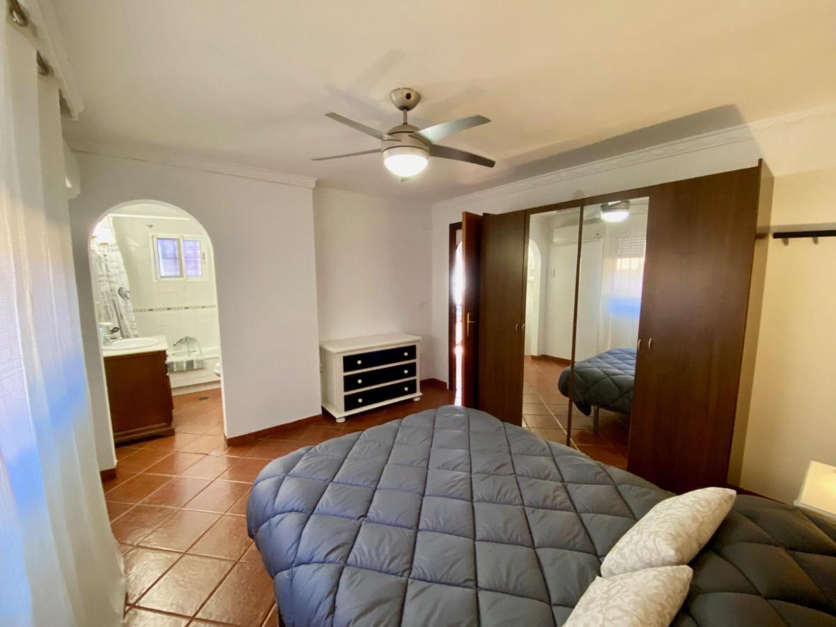 Casa 3 Con Piscina De Temporada Compartida Con Dos Estudios - - Jacuzzi Consultar - Trassierra - 8km De -- Trassierrarooms * Cordova