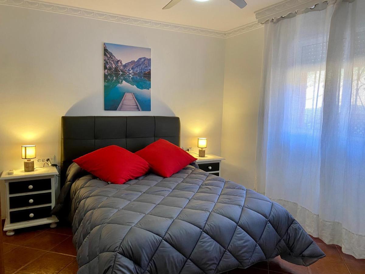 Apartment Casa Trassierra: 3-bedroom Retreat With Seasonal Shared Pool Cordoba