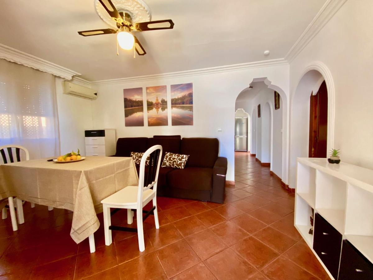 Casa Trassierra: 3-bedroom Retreat With Seasonal Shared Pool Cordoba